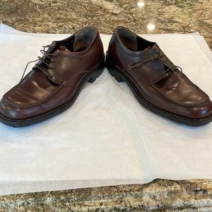 Salvatore Ferragamo chocolate brown leather dress shoe